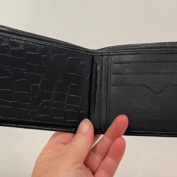 Bijoux Terner Men's Genuine Leather Black Croc Embossed Bifold Wallet - NEW - Picture 5 of 7
